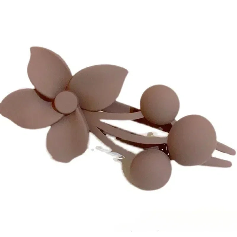 Elegant Flower Hair Clips Clamp Women Summer Hair Clip Headdress Back Head Spoon Coiled Hairpins Duckbill Clip Ponytail Holder Quake