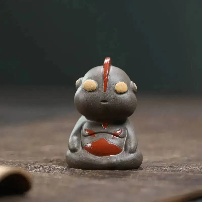 Zisha Tea Pet Aotuman Anime Figurine Hand-painted Creative Tea Play Tea Table Accessories Sculpture Чаепитие Quake Style Two