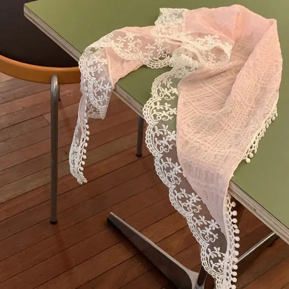 Gentle Lace Headscarf French Pastoral Style Triangular Headband Towel Fringe Headband Women Quake PINK