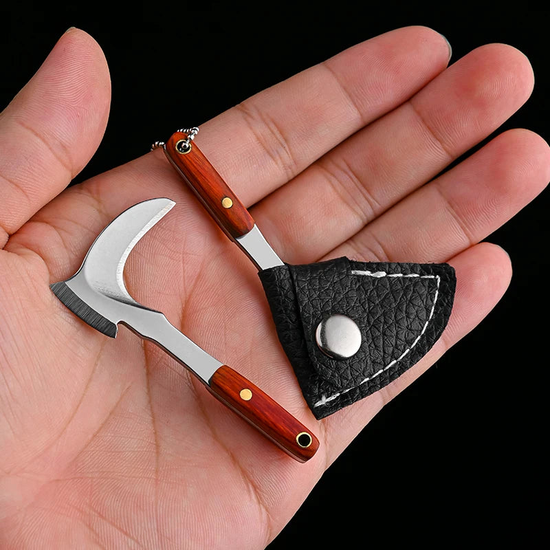 Keychain small kitchen knife mini sickle gift knife courier knife body knife key knife non-folding knife pendant accessories. Quake D 1pcs