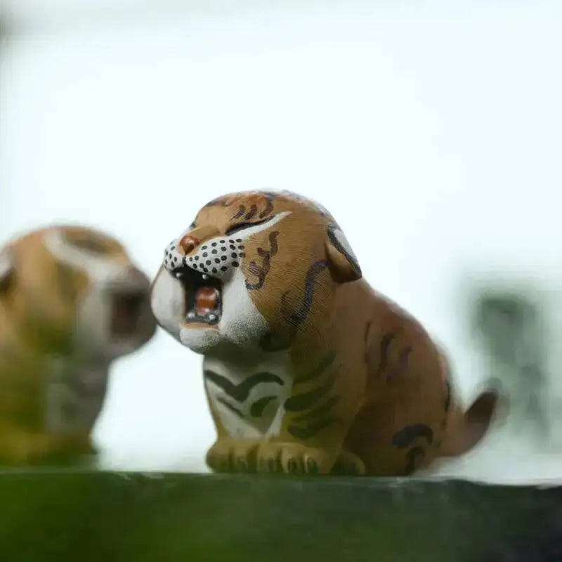 Zisha Tea Pet Tiger Ornament Zodiac Brushed Clay Painted Little Tiger Tea Plaything Tea pet Accessory Quake
