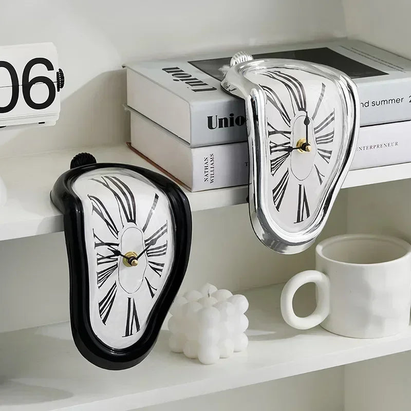 New Novel Surreal Melting Distorted Wall Clocks Surrealist Salvador Dali Style Wall Watch Decoration Gift Home Garden Quake