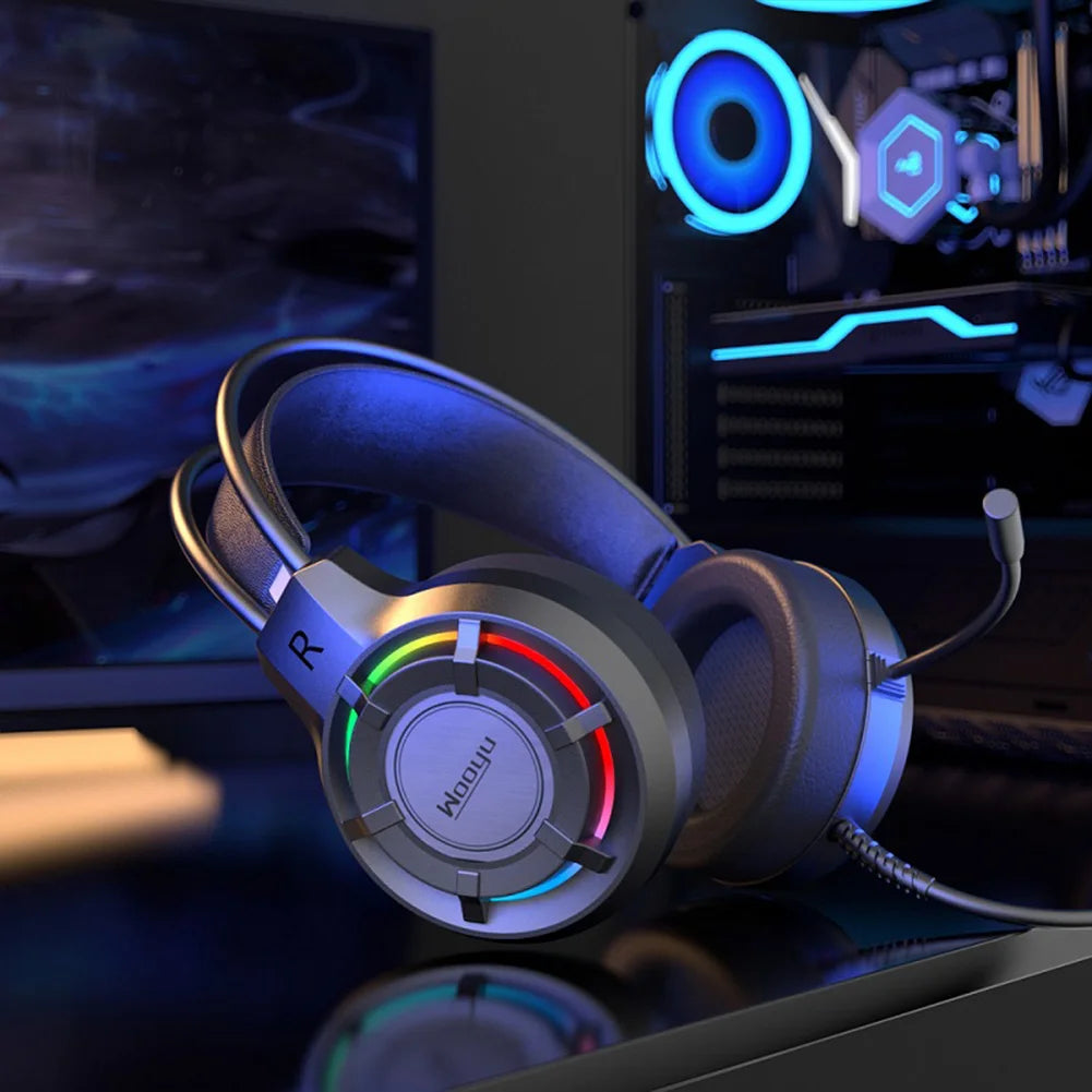 Wired Gamer Headset LED Light Over-Ear Headphone 7.1 Surround Deep Bass Stereo Headset Noise Cancelling for Computer PC Quake