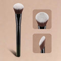 1pc Angled Blush Brush, Soft Fiber Hair, Natural Makeup Application, Suitable For Beginners Quake black