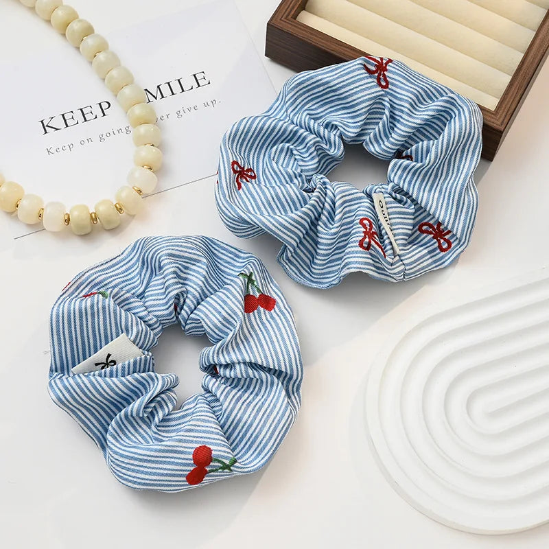 Sweet New Striped Large Scrunchie Gentle Hair Tie No Hurt Hair Versatile Hair Rope for Women Daily Hair Dressing Decor Quake