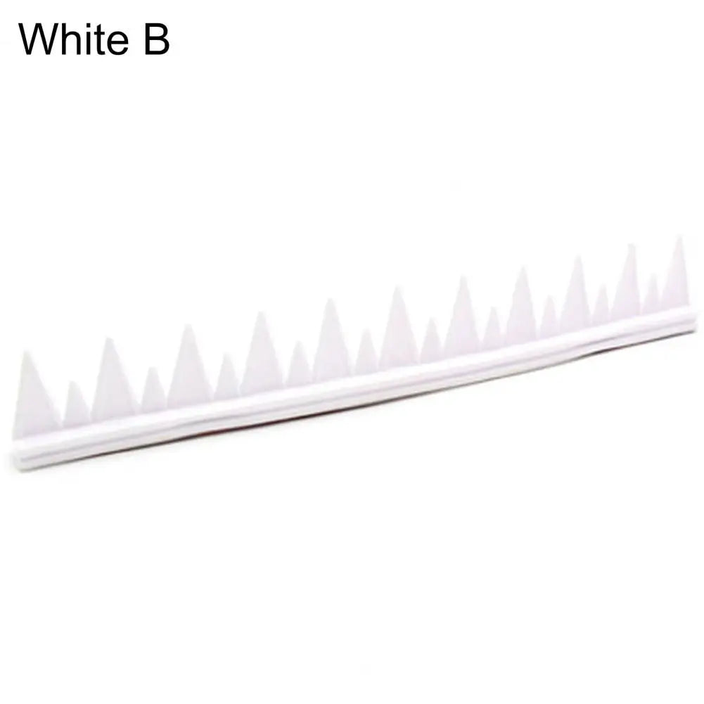Universal Motorcycle Modified Helmet Sticker Personalized Cockscomb Horns Decal Quake White B