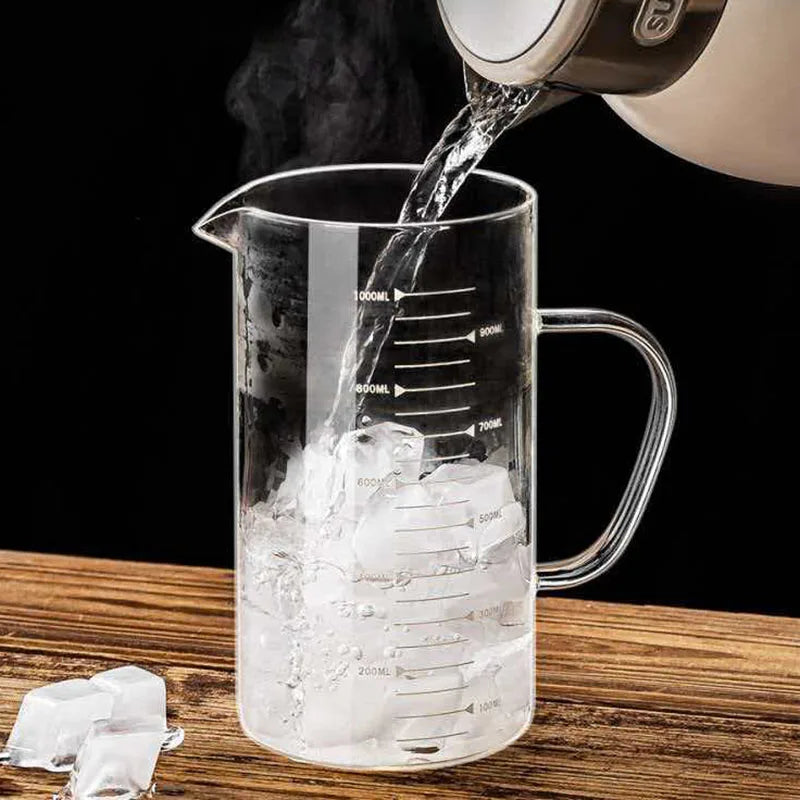 YWDL Food Grade Glass Measuring Cups Kettle Kitchen Milk Tea with Lid and Handle Laboratory Beaker Measuring Mug 250-1000ML Quake