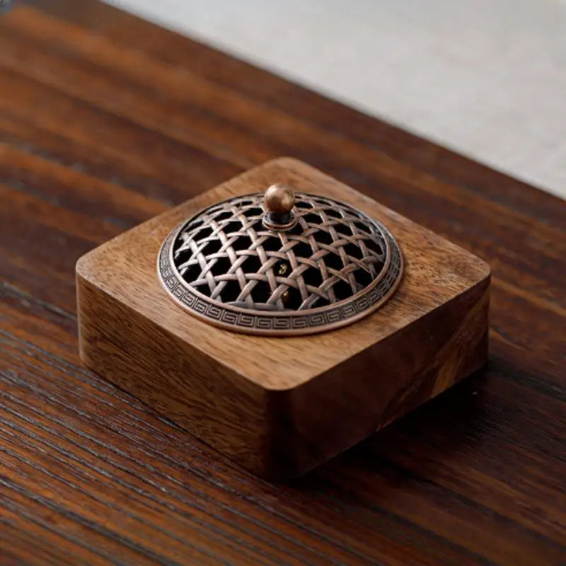 Walnut Square Aromatherapy Incense Burner Hollow Wooden Box Home Indoor Sandalwood Coil Incense Desktop Ornament Quake