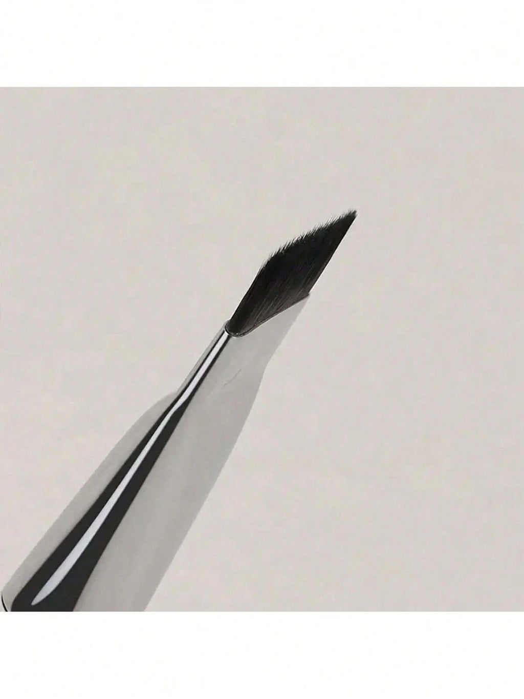 Foundation Brush with a Flat Blade-Shaped Head, Ultra-Thin and Traceless Liquid Foundation Brush, Flat Silicone Mask Brush, Makeup Tool Quake