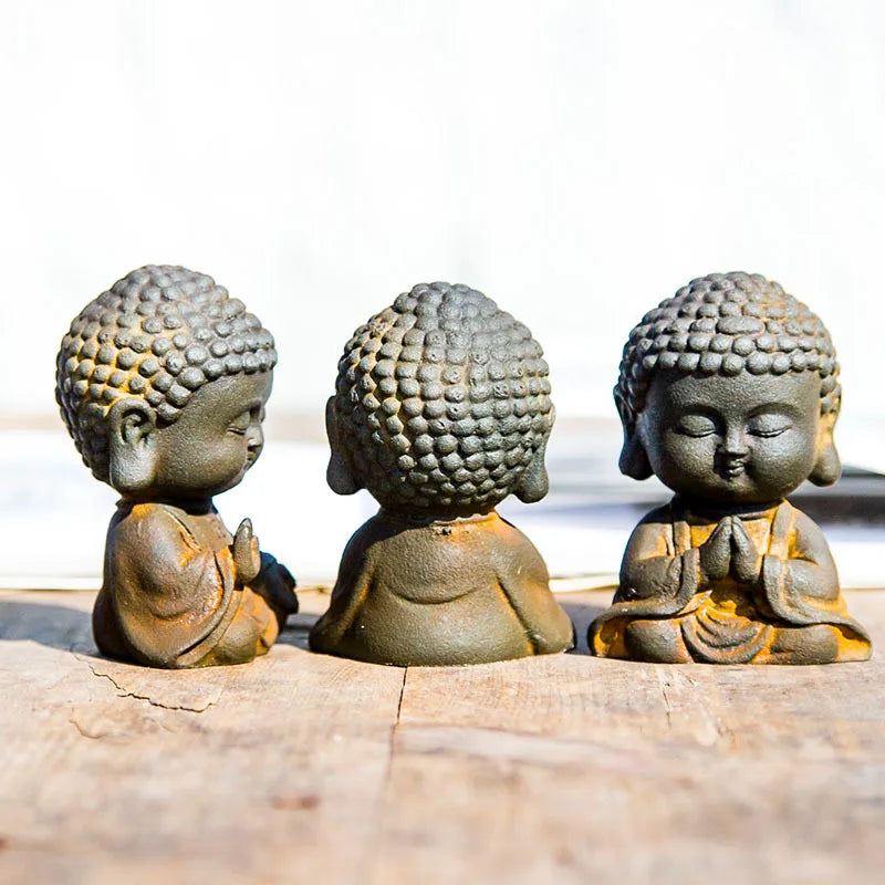 Chinese Zen Style Small Buddha Desktop Home Living Room Small Ornament Tea Pet Vintage Craft Decoration Display Quake