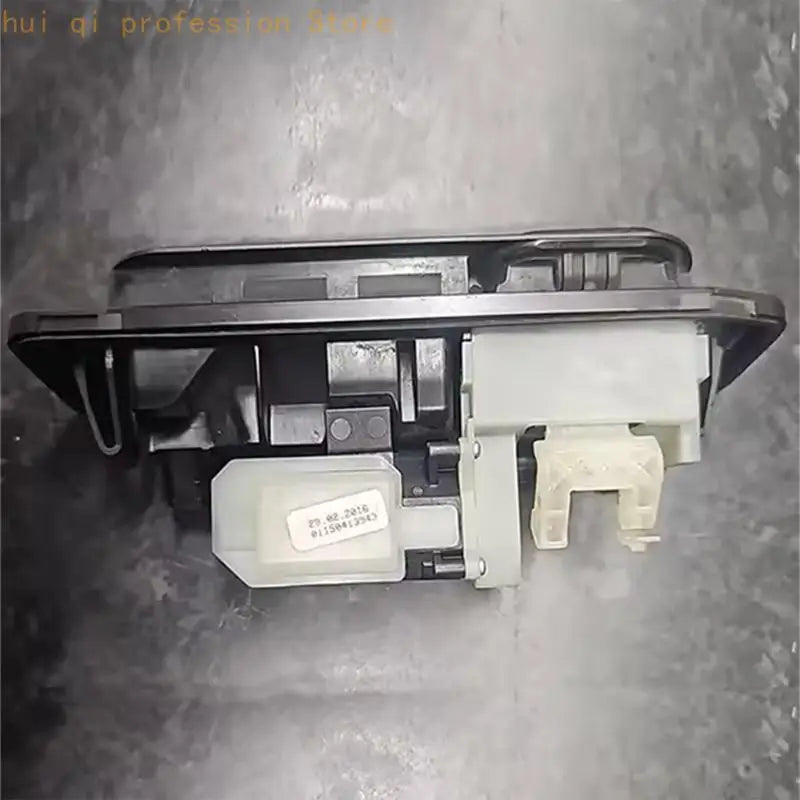 Outer Boot Release Grip 0997503600 Black Trunk Handle Assembly with Plastic Body and Rear Mount End for Access Service Work H8WE Quake