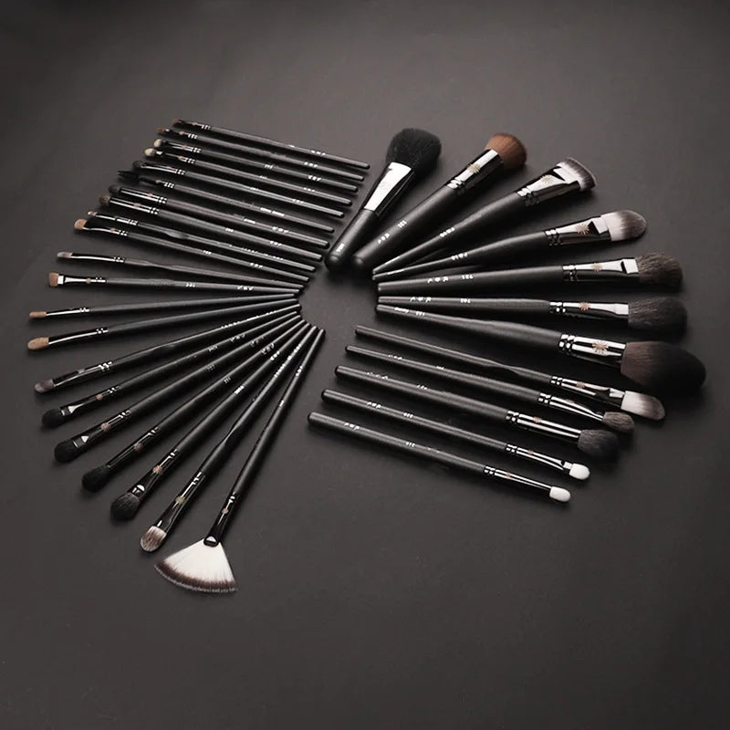 P Series Makeup Brush High Quality Animal Bristles Loose Powder Foundation Blush Concealer Brush Beauty Tools For Women Quake