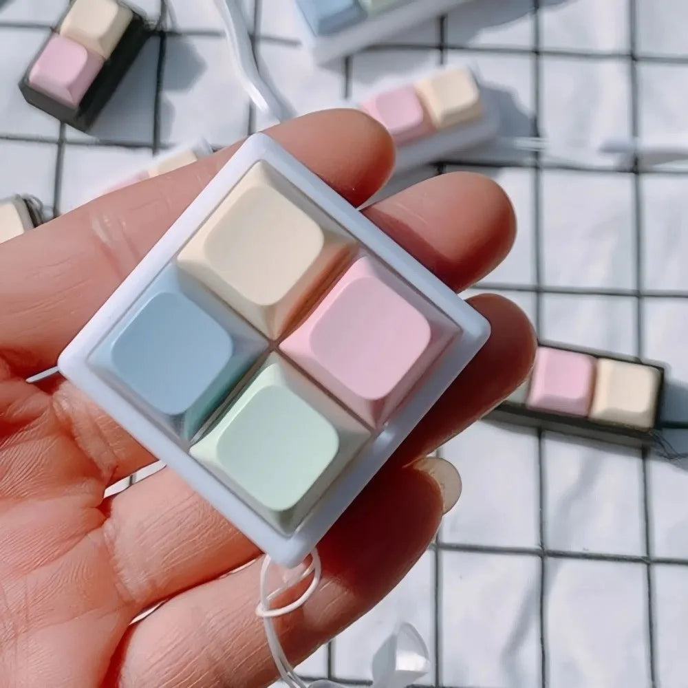 New 2/3/4 Keys Finger Keyboard Keycap Key Button Decompression Toy Stress Relief Pass The Time Clicker Toy Adult Quake
