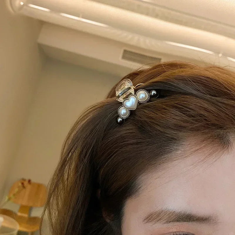 New Pearl Small Hair Claw Women Girls Sweet Cute Hair Grab Clip Sweet Elegant Broken Hairpins Hair Styling Accessories Quake