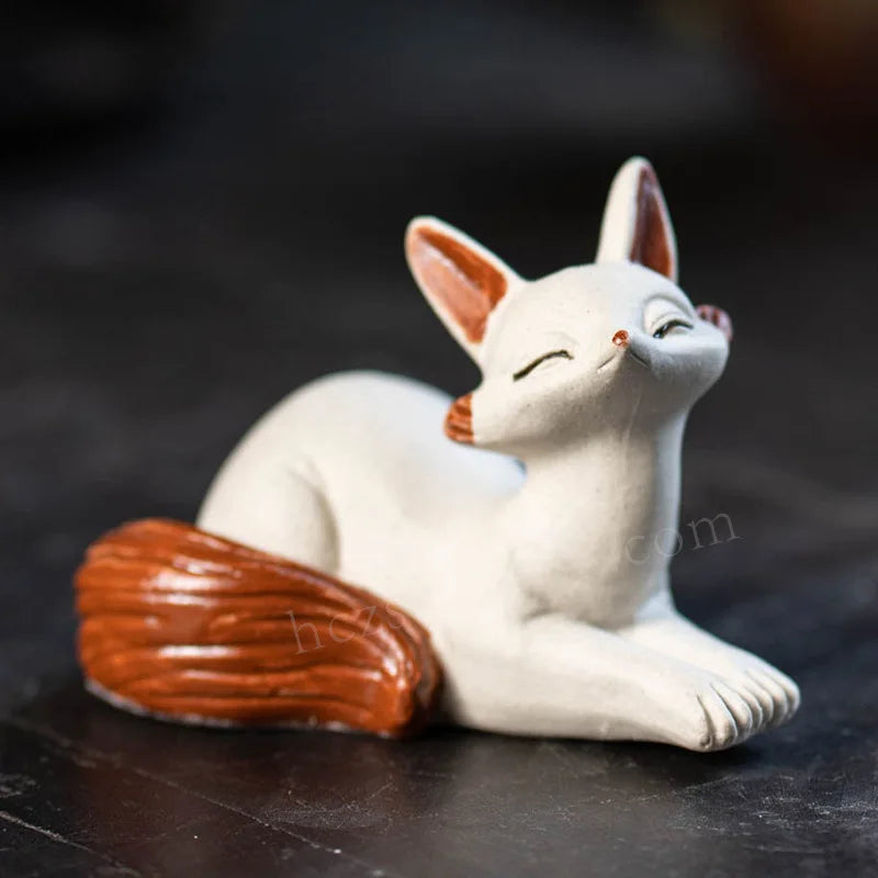 Yixing Original Mineral Purple Clay Tea Pet Fox Small Ornament Nine-Tailed Fox Sculpture Tea Table Creative Tea Plaything Can Be Quake