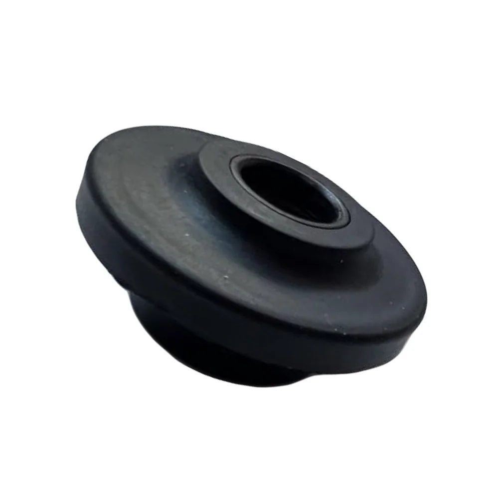 1pcs Newest OEM Part Number 89019121 Radiator Insulator Mount Bracket Seal For Chevy 2500 2001-2019 Car Accessories Quake