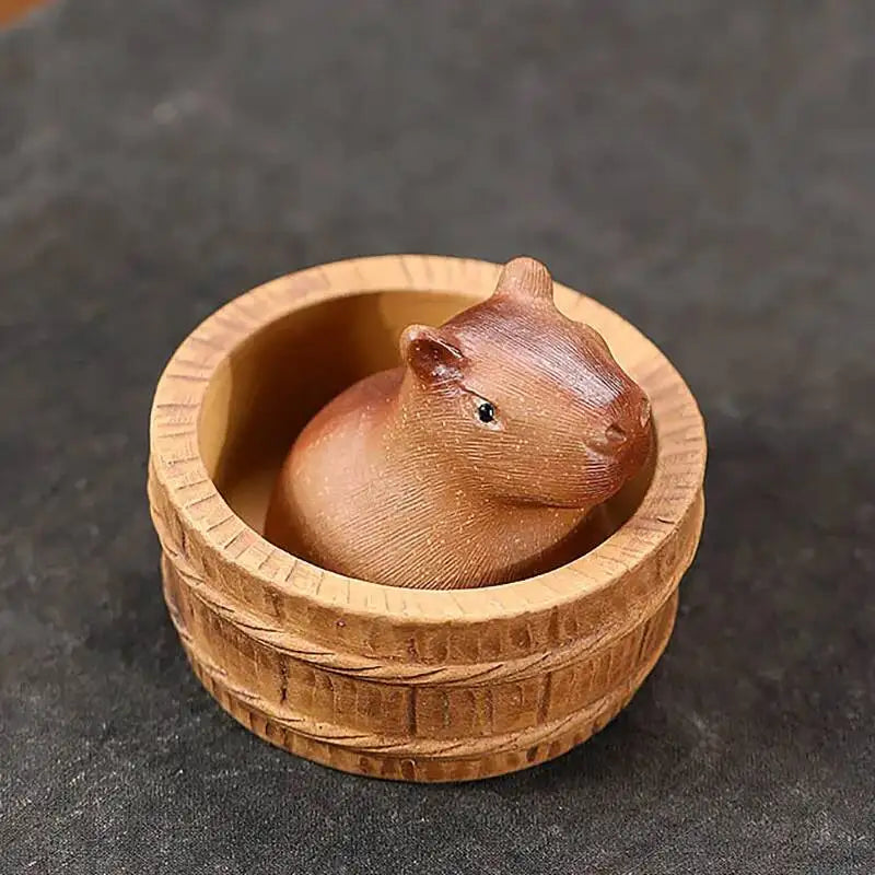 Zisha Tea Pet Animal Capybara Healing Cute Adorable Small Ornament Desktop Decoration Quake Bala with Bathtub