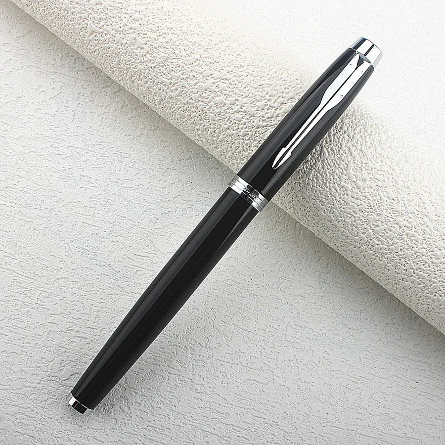 Luxury Arrow Clip Metal Fountain Pen 0.7MM Nib , White Black Barrel Business Office Home School Supplies Quake