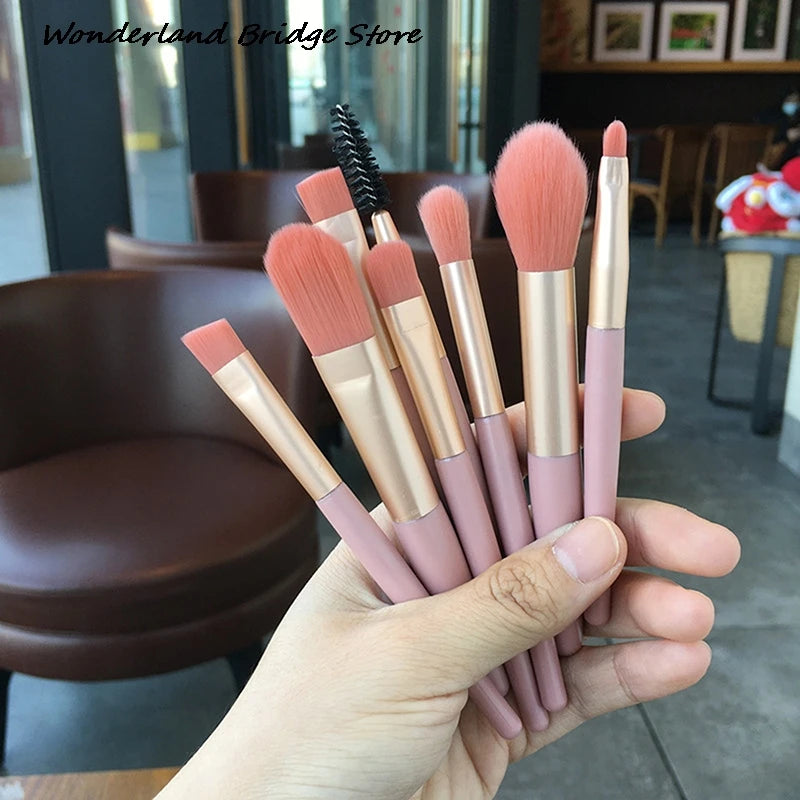 8PCS Mini Pro Makeup Brushes Matte Handle Portable Soft Hair Makeup Brush Set With Bag High Quality Makeup Tools Quake