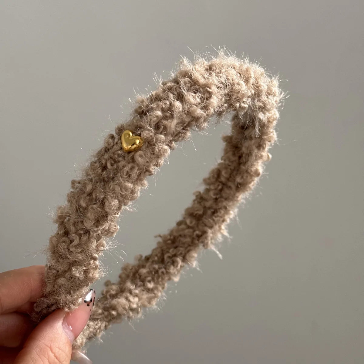 Winter Fleece Plush Headbands Retro Woolen Knitting Hair Band Women Girls Temperament Versatile Hair Hoop Christmas Accessories Quake beige