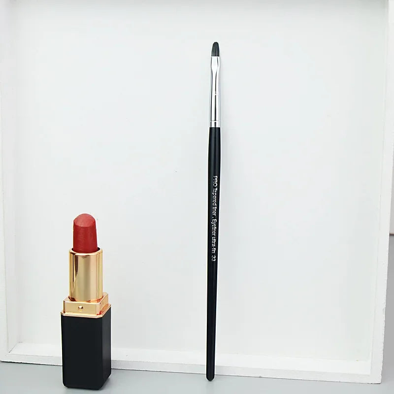 Flat Pointed Lip Line Lip Brush SEP #33 Lipstick Outline Lip Shape Precise Eyeliner Makeup Brush Beauty Tool Quake