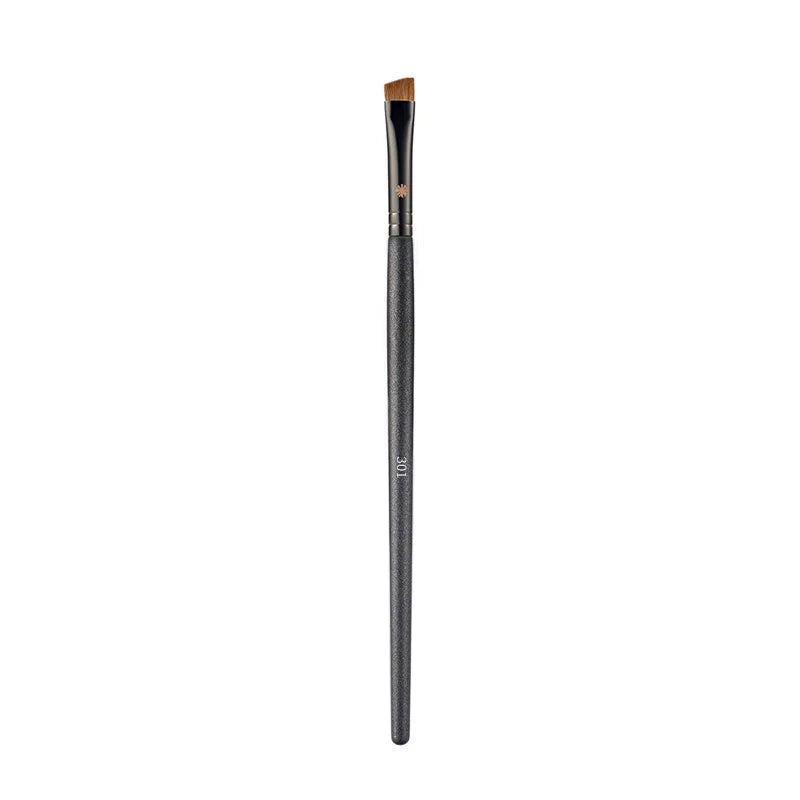 P Series Makeup Brush High Quality Animal Bristles Loose Powder Foundation Blush Concealer Brush Beauty Tools For Women Quake Smudge Brush 1