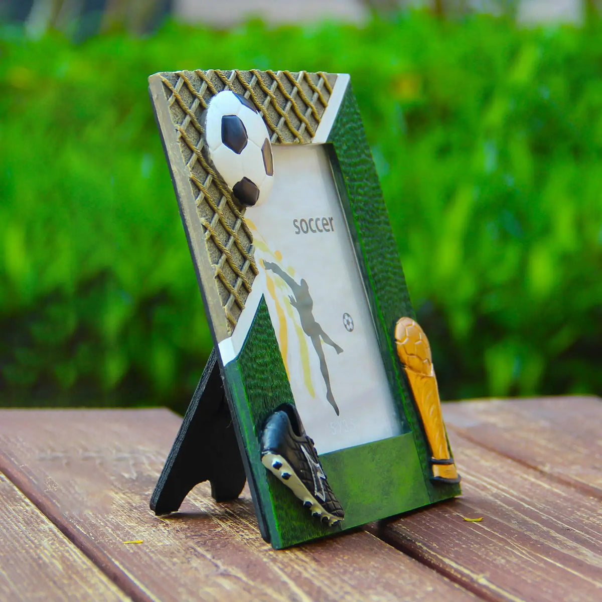 Photo Frame 3D Soccer Design Resin MDF Picture Holder Art Deco Tabletop Display Memorable Keepsake for Dad Mom Men Women Quake