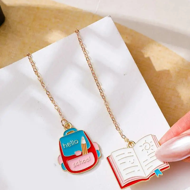 Metal Chain Page Marker with School-Themed Pendant and Pencil Charm for Reading, Journals, Textbooks and Classroom Gifts K1KF Quake
