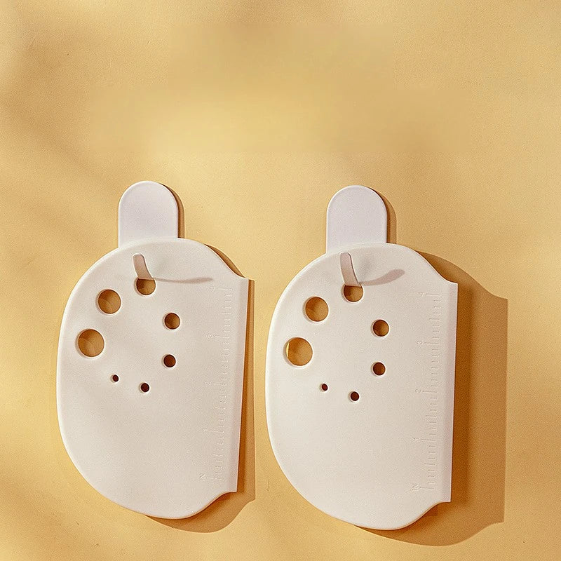 Dough Scraper with Scale Hanging Hole Multifunctional Pastry Cutter Cream Spatula Kitchen Baking Tool for Cake Bread Dough Quake