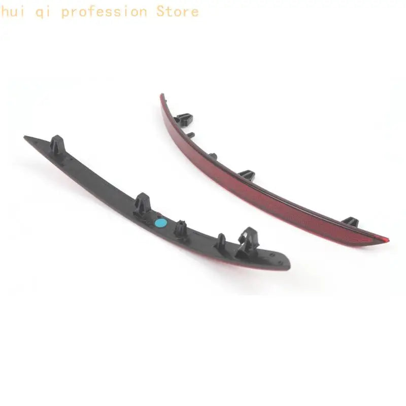Rear Side Insert Trim Piece for 8Y 2020-2024, Red Plastic Rear Corner Part for Trim Repair Use and Service H8WE Quake