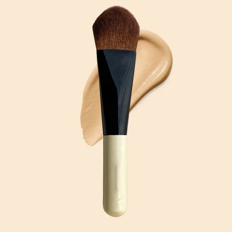 Triangle Foundation Makeup Brush Precise Buffing Liquid Foundation Cosmetic Brush Concealer Beauty Brush Make up Tools Quake Foundation Brush