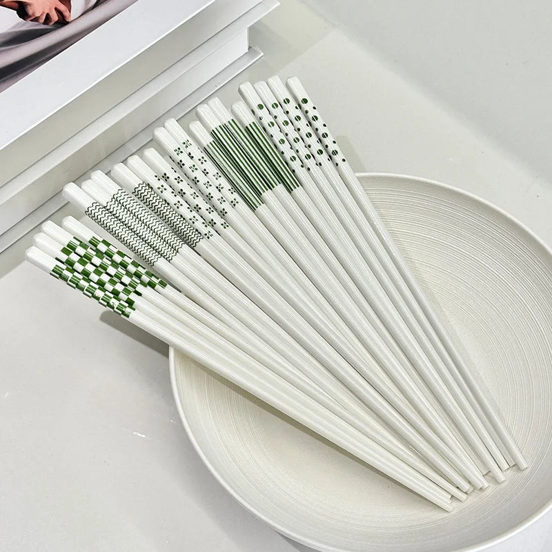 5/10 Pairs Ceramic Chopsticks, Green Pattern, Non-Slip, High Temperature Resistant, Hygienic&Easy to Clean,for Home & Restaurant Quake Ten pairs