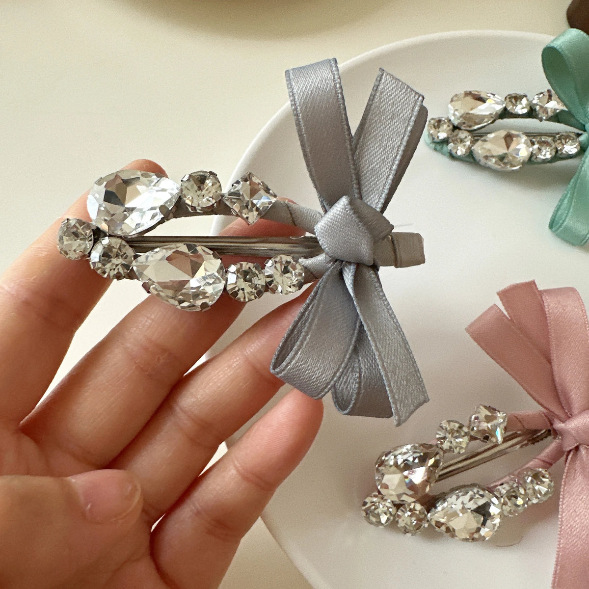 Bow Duck Bill Clip Edge Clip Super Flash Large Rhinestone Ribbon Bangs Clip New Hairpin Hair Accessories Quake