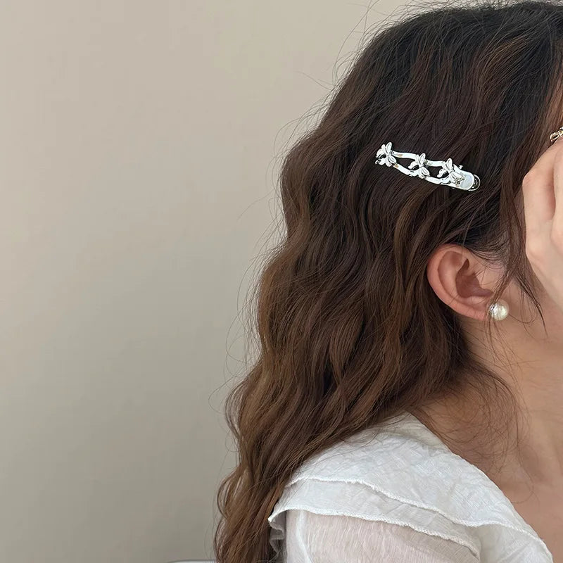 Korean Silver Metal Hairpin, Sweet and Cool Rhinestone, New Bow Side Clip, Side Bangs Hairpin. Quake