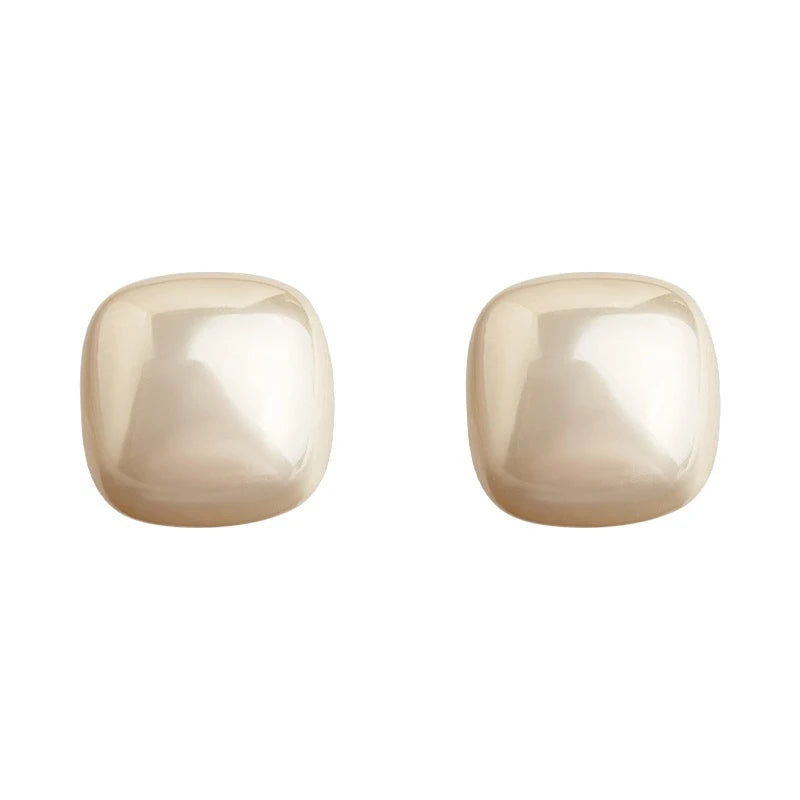 Soft Rounded Square Imitation Pearl Silver Stud Earrings Multi-size White Champagne Minimal Commute Luxury Women Ear Jewelry Quake