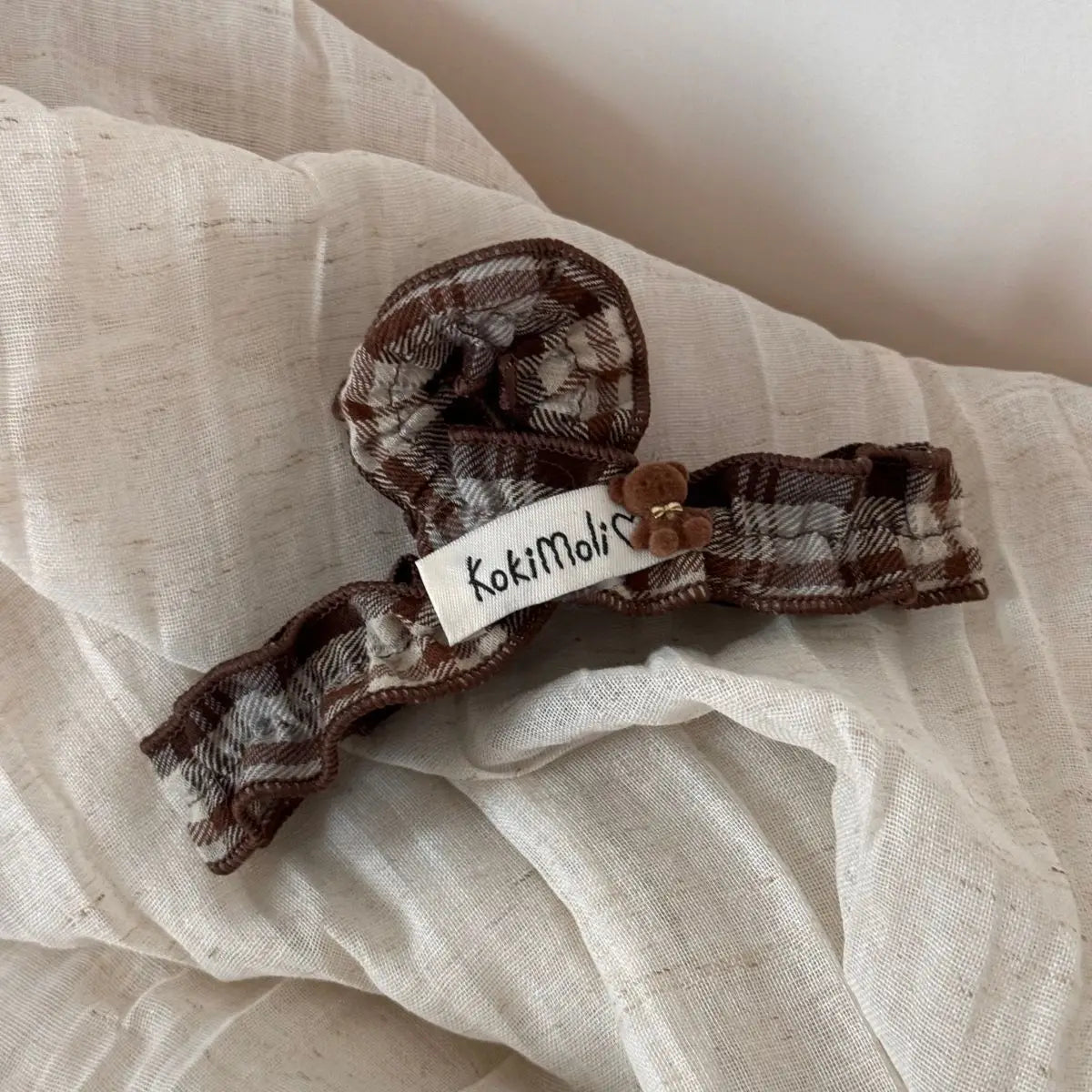 Velvet Teddy Bear Plaid Fabric Pleated Hair Claw Sweet Temperament Shark Clip Women Sweet Hair Accessories Ponytail Clip New Quake mi coffee