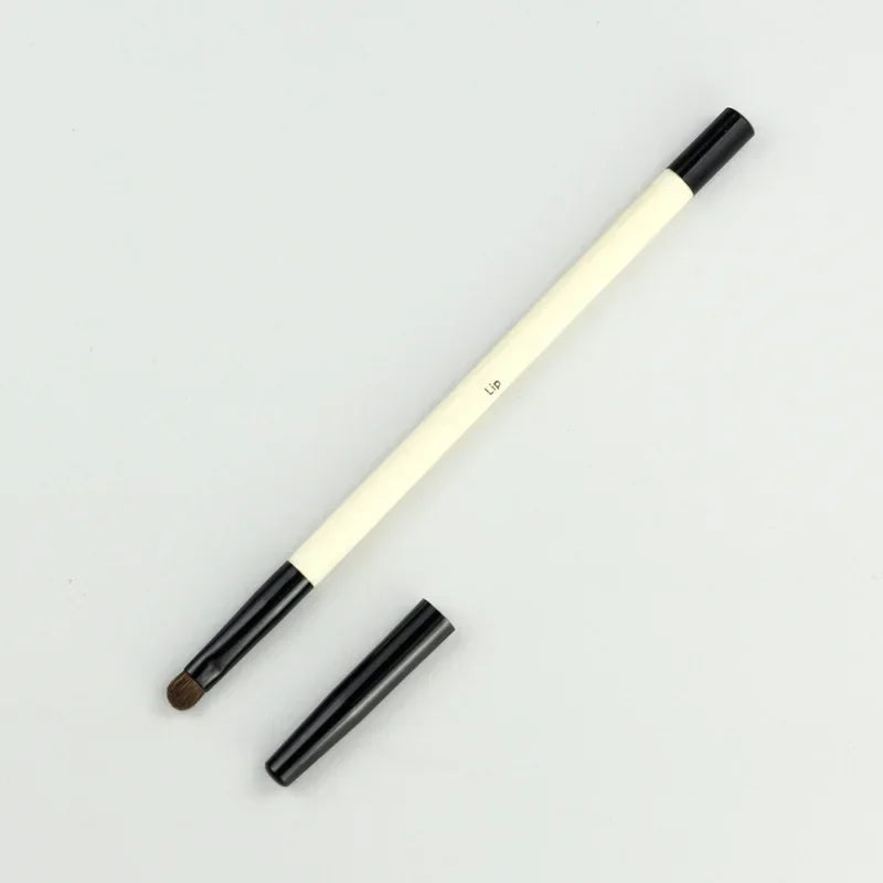 Professional Makeup Brushes For Broom Foundation Eye Liner Shadows Contour Lipgloss Eyeshodaws Brush косметика Quake G