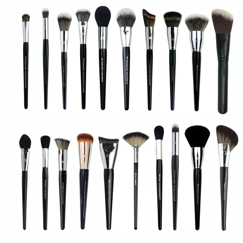 1 pcs Makeup Brushes Loose Powder Blush Foundation Concealer Brush Eyeshadow Brush Beauty Cosmetic Tools For Women Quake