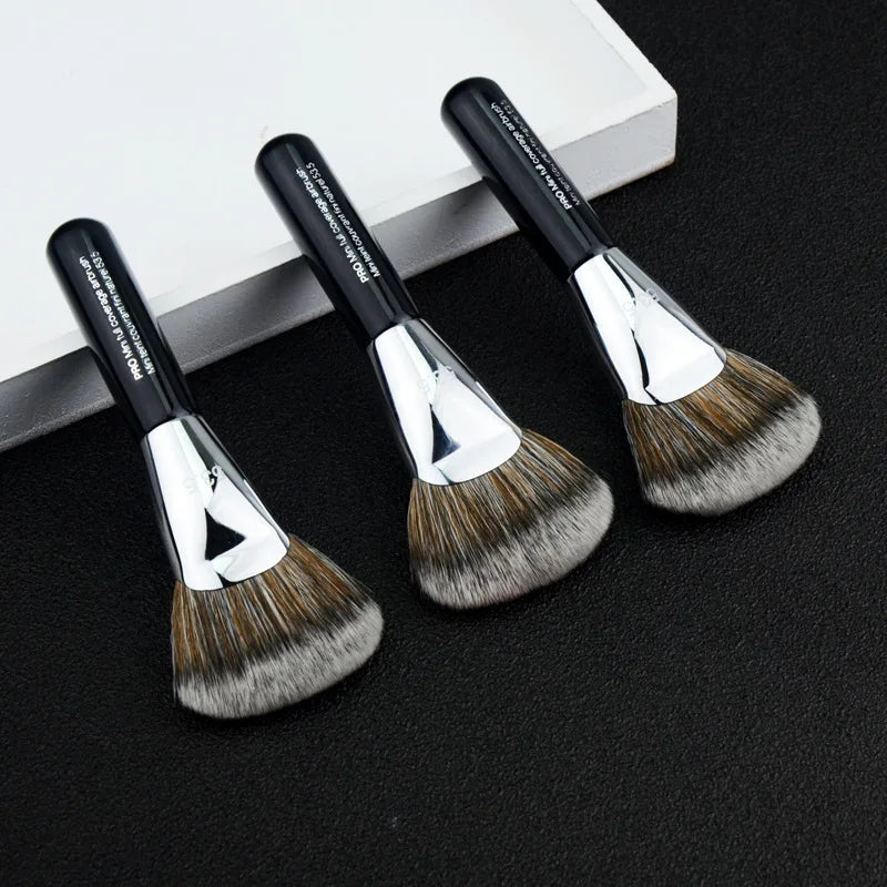 Portable Pro Mini Full Coverage Airbrush No.53.5 Short Handle Fan Powder Make Up Brushes Quake