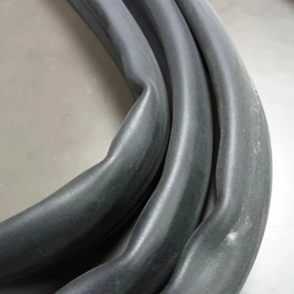 1668870198 A1668870198 For Mercedes-Benz GLE W166 W292 2012-2018 Car Front Engine Hood Sealing Rubber Strip Accessories Vehicle Quake