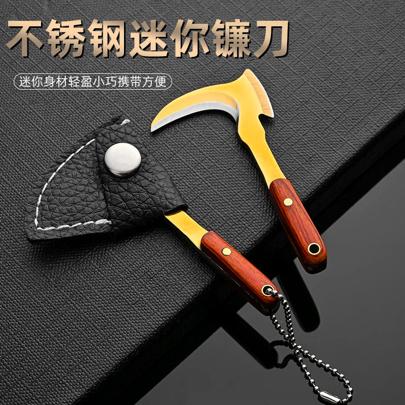 Keychain small kitchen knife mini sickle gift knife courier knife body knife key knife non-folding knife pendant accessories. Quake