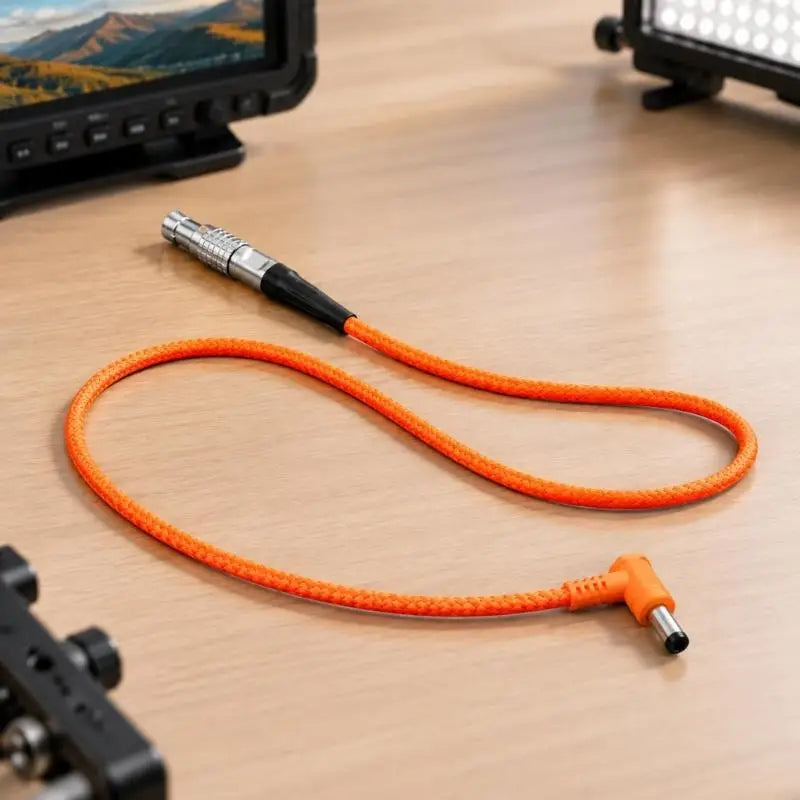 Circular Power End to 5.5 x 2.5 mm Equipment Cable, Right-Angle Adapter Cord for Compatible Monitors, Fill Lights, and K1KF Quake