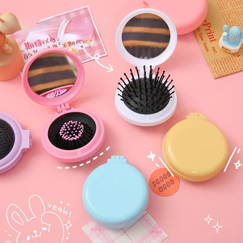 Portable Mini Round Hair Comb with Mirror Pocket Small Size Traveling Massage Folding Hair Comb Women Hair Brushes Styling Tools Quake