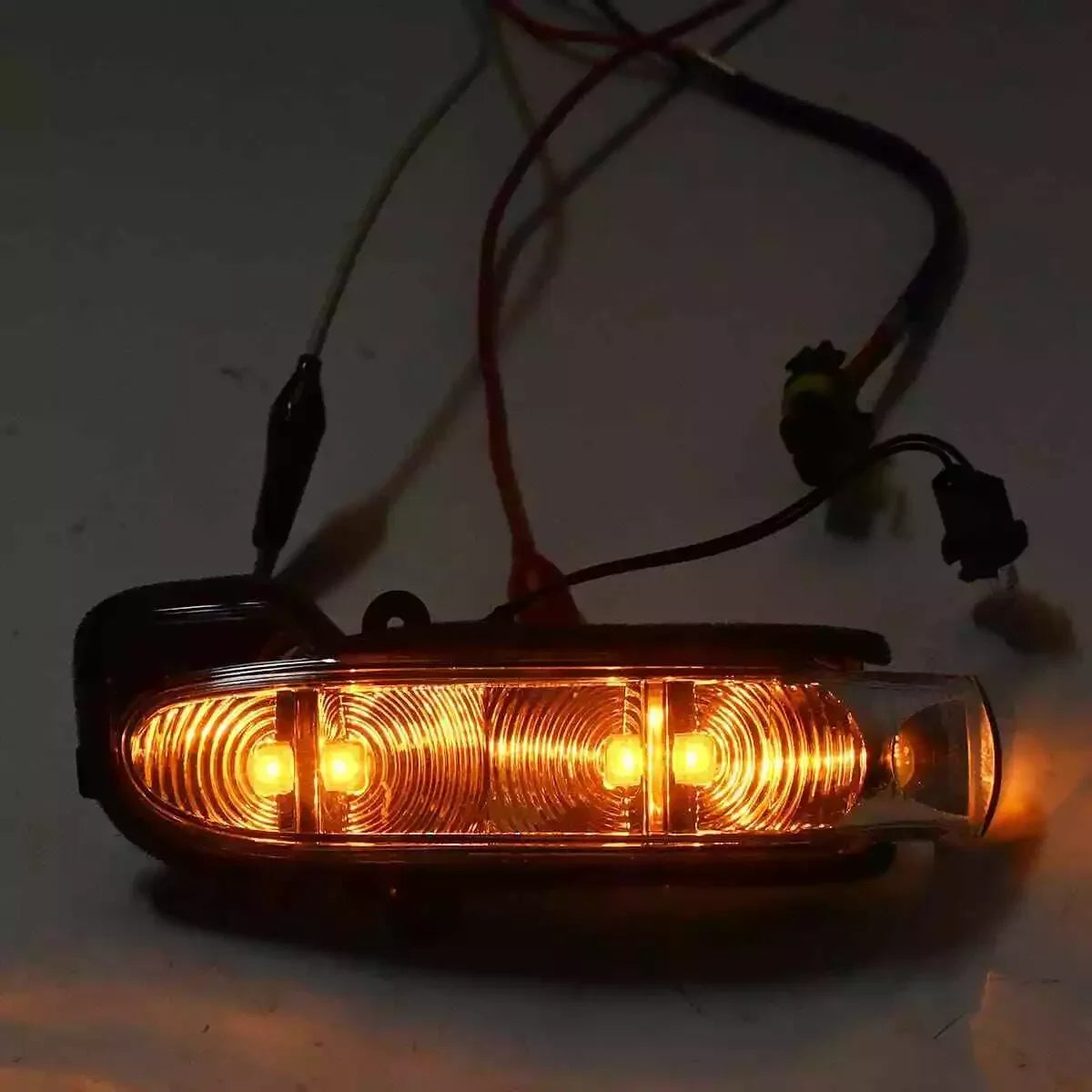 For Mercedes Benz W211 S211 W463 W461 C/E Class 2038201321 2038201421 1x Side Rear View Mirror LED Turn Signal Indicator Light Quake