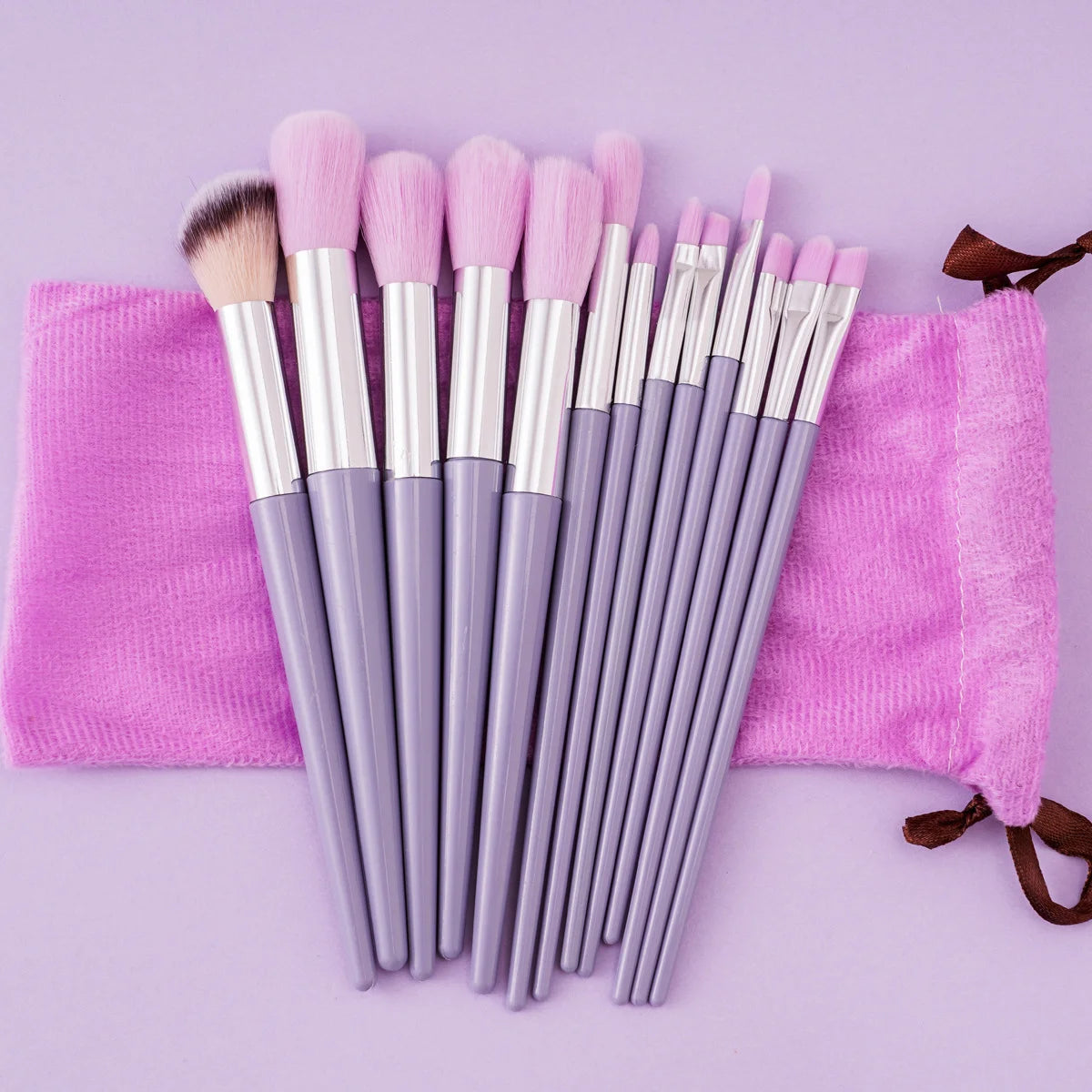 13/33pcs Professional Makeup Brush Set with Accessories for Combination Skin- Featuring Soft Brushes，Suitable for Beginners Quake