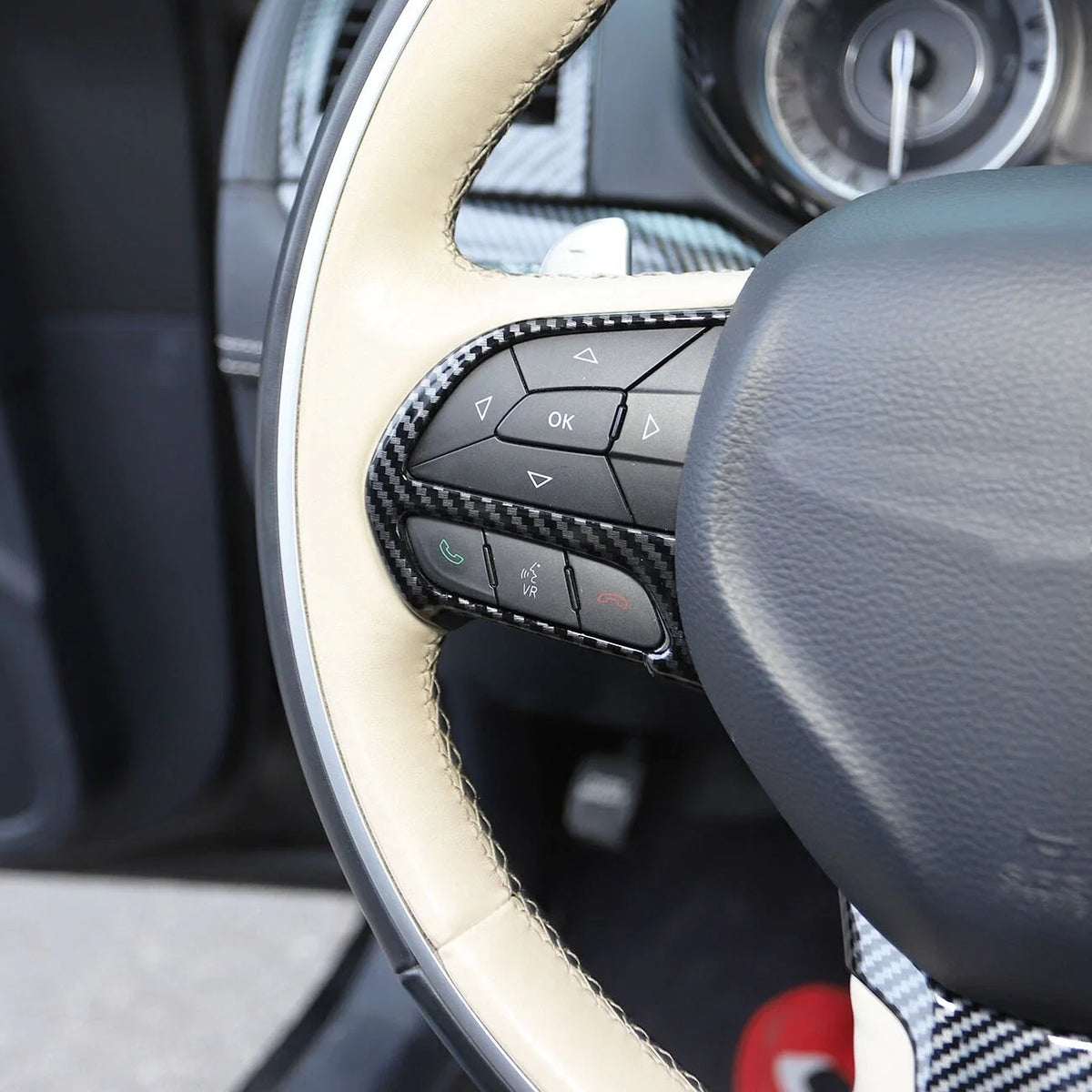 For Chrysler 300C 2015-2021 ABS Car Interior Steering Wheel Button Control Decoration Cover Frame Trim Carbon Look Decoration Quake