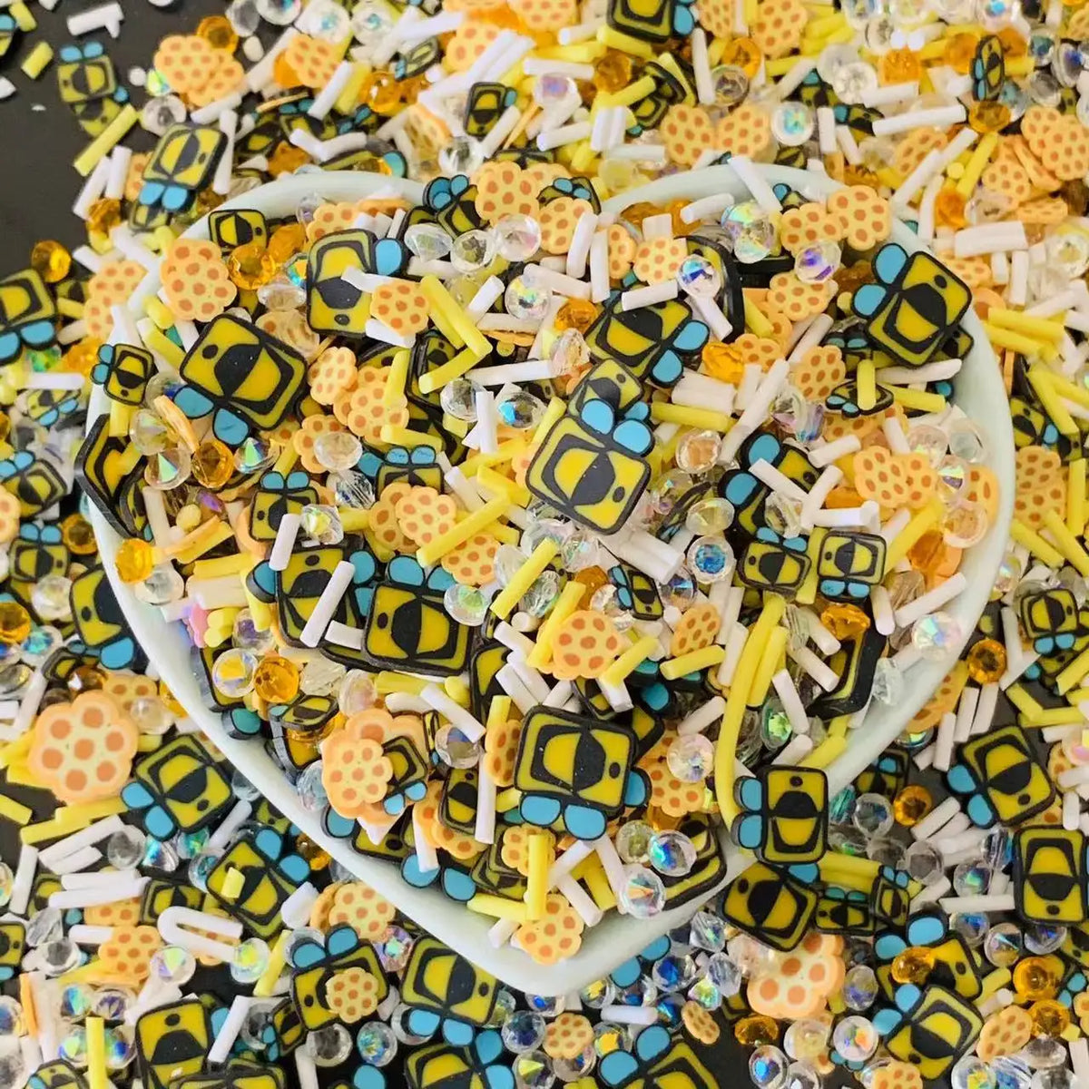 50g Honeycomb Mixed rhinestone Polymer Clay Slices Simulation Sprinkles for Shakers Accessories 100g/Lot Peppermint Candy Polym Quake bee