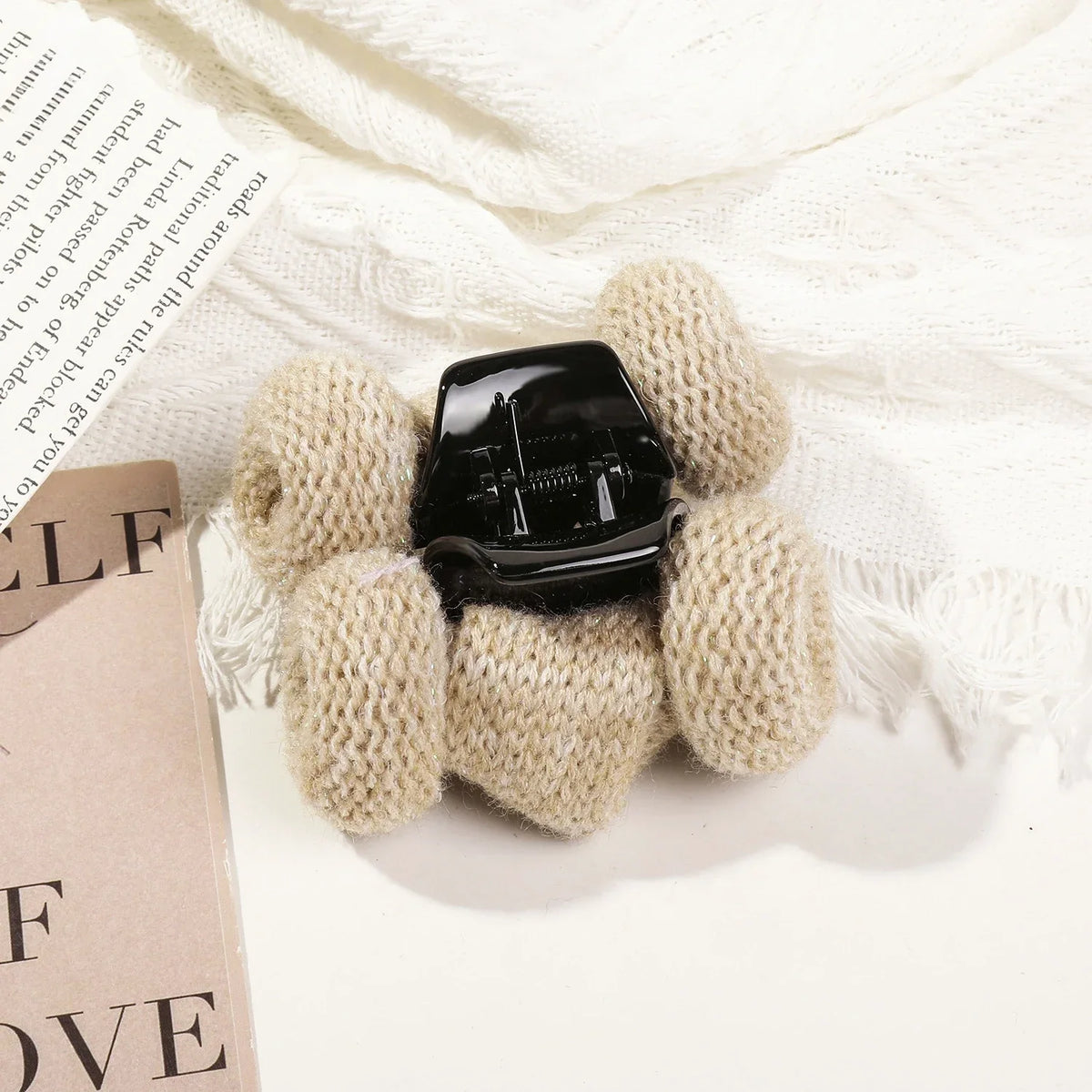 Autumn Winter Solid Color Wool Knitted Hair Claw Korean Fashion Sweet Ponytail Clip Handmade Female Hair Clip Hair Accessories Quake cs khaki