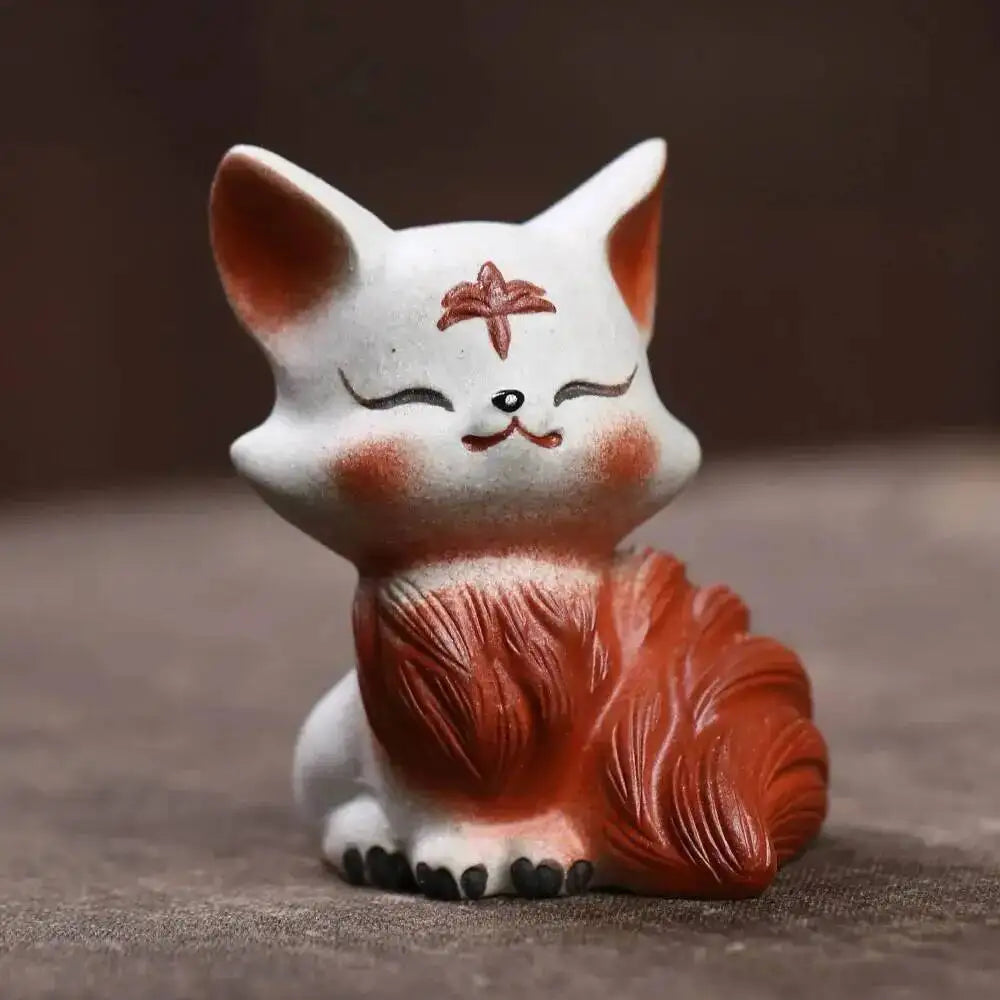 Purple Clay Tea Pet Fox Ornament Nine-tailed Spirit Fox Sculpture Creative Painted Tea Tray Decoration Accessories Tea Set Can Quake Fox sitting