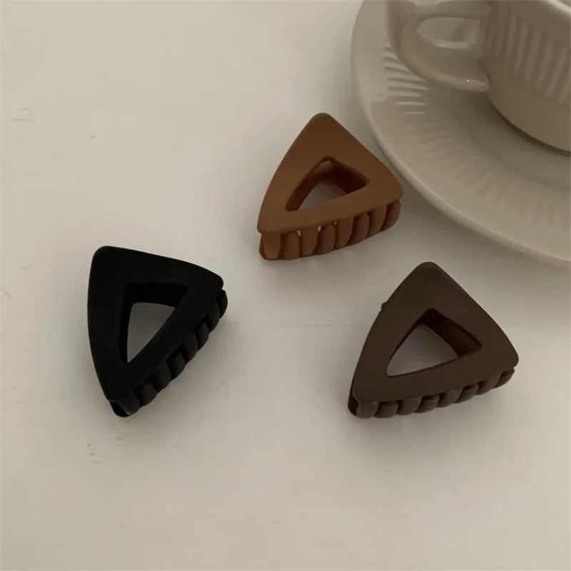 High Ponytail Brown Hairpin Korean Simple Frosted Bangs Side Clip Shark Clip Clamp Shredded Hairpin Women's Hair Accessories Quake